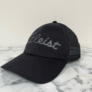Titleist Players StaDry Golf Hat in Black/Charcoal U.S Flag Patch Preppy OS